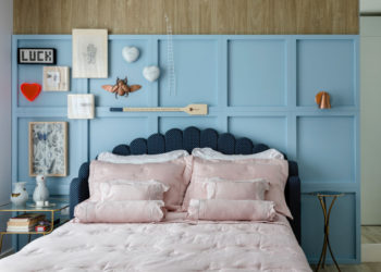 Appartement avec des tons clairs et beaucoup d’objets de décoration