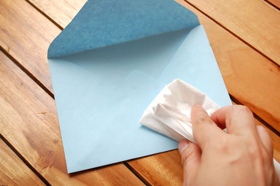 Como criar um lindo envelope artesanal passo a passo