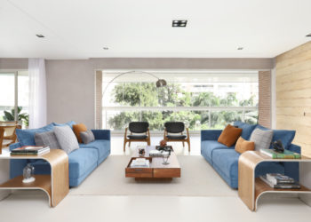 L’appartement gagne l’atmosphère new-yorkaise et les espaces intégrés