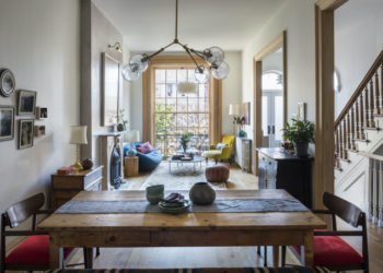 Construite au 19ème siècle, cette maison a été entièrement rénovée à New York