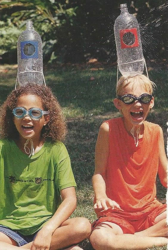 Jouets recyclés avec bouteille en PET