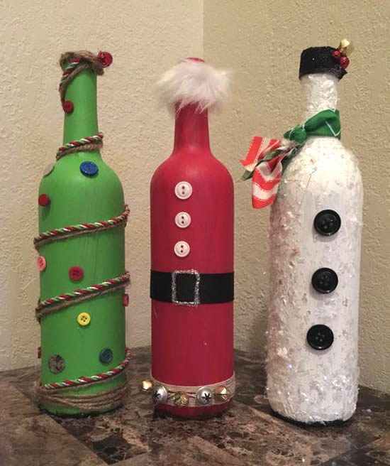 Bouteilles de Noël décorées