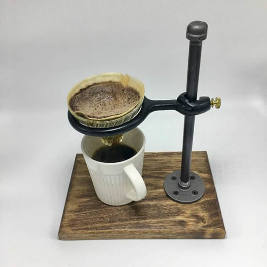passoire à café avec tuyaux