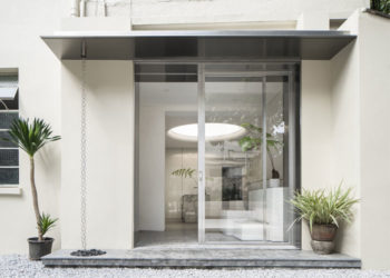 Absolute Flower Shop par More Design Office