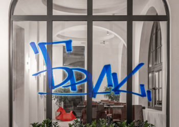 Restaurant Brik et bar sur le toit par Balbek Bureau