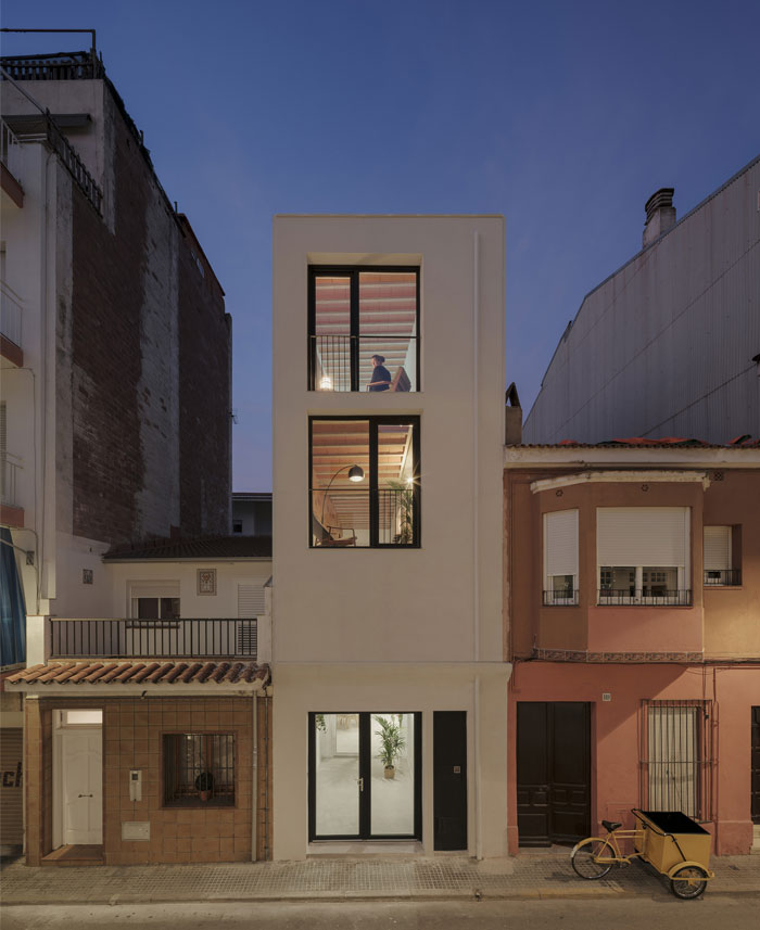 hy house abrito architectes 6