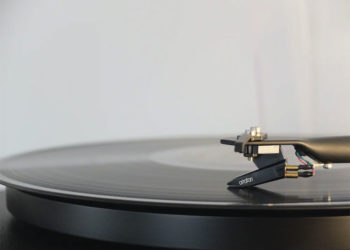 Comment les environnements musicaux rehaussent votre intérieur et ajoutent une touche d’élégance