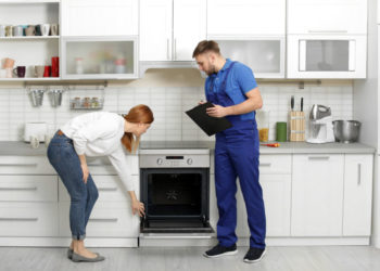 7 signes que votre four a besoin d&rsquo;une réparation immédiate