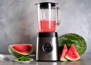 Vitamix 5200 vs Vitamix 5300 [All You Need to Know]