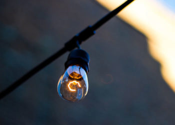 Guide étape par étape pour changer de fournisseur d&rsquo;électricité pour les entreprises