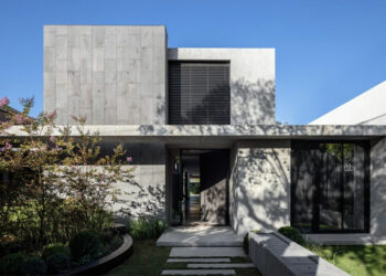 « Maison du Sussex » par mckimm