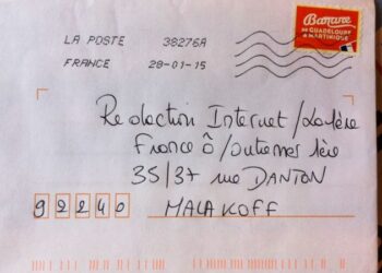 C'est quoi une enveloppe timbrée ?