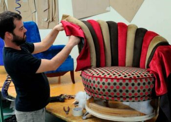 Comment Retapisser un fauteuil Soi-même ?