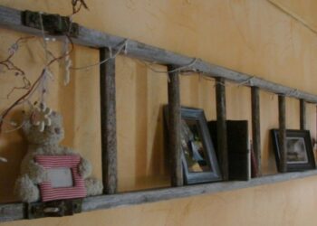 Comment accrocher une échelle ?