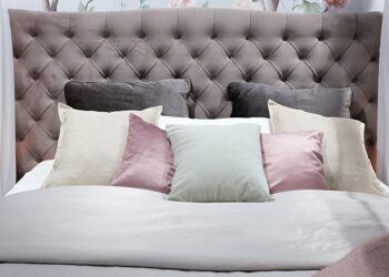 Comment agencer des coussins ?