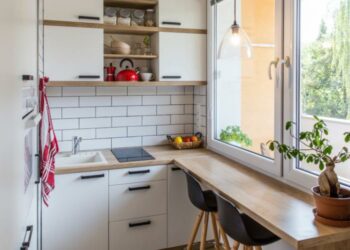 Comment agrandir visuellement les toilettes ?