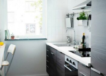 Comment agrandir visuellement une cuisine ?