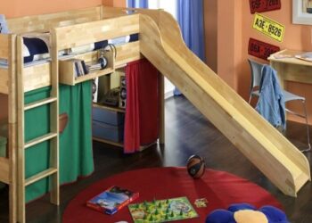 Comment ajouter un toboggan sur un lit ?