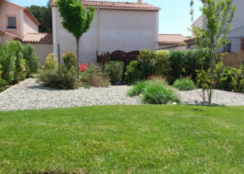 Comment aménager un petit jardin devant la maison ?