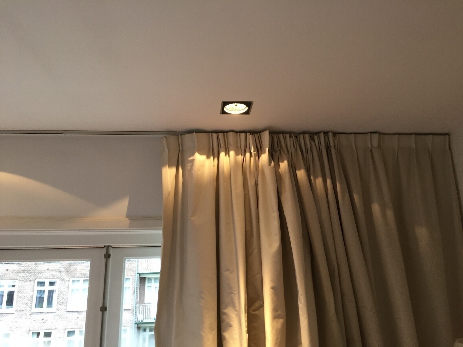 Comment attacher joliment ses rideaux