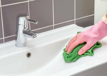 Comment bien faire le ménage dans la salle de bain ?