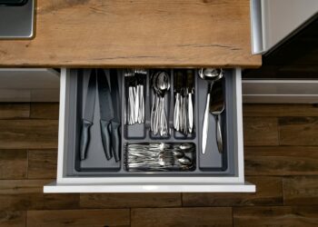 Comment bien organiser ses tiroirs de cuisine ?