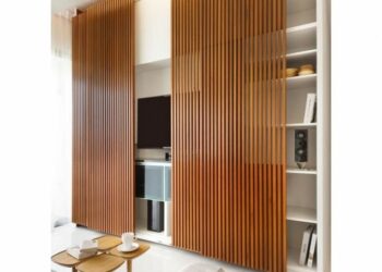 Comment cacher un placard de cuisine sans porte ?