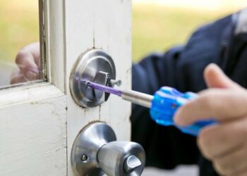 Comment calculer une ouverture de porte ?