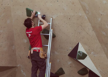 Comment construire un mur d'escalade chez soi ?