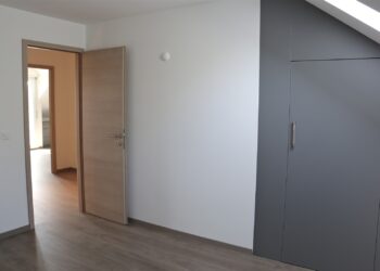 Comment construire une porte intérieure ?