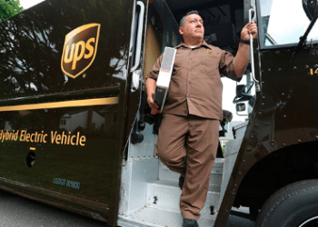 Comment contacter UPS pour un suivi de colis ?