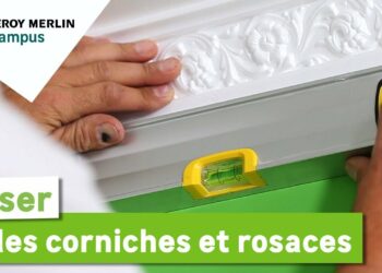 Comment couper des corniches de cuisine ?