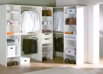 Comment créer un dressing pas cher ?