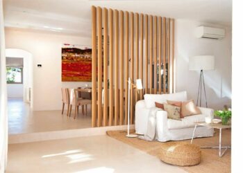 Comment créer une séparation entre l'entrée et le salon ?