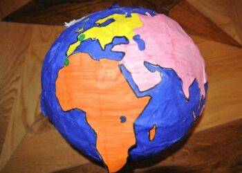 Comment dater un globe terrestre ?