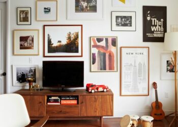 Comment décorer Au-dessus d'une télévision ?