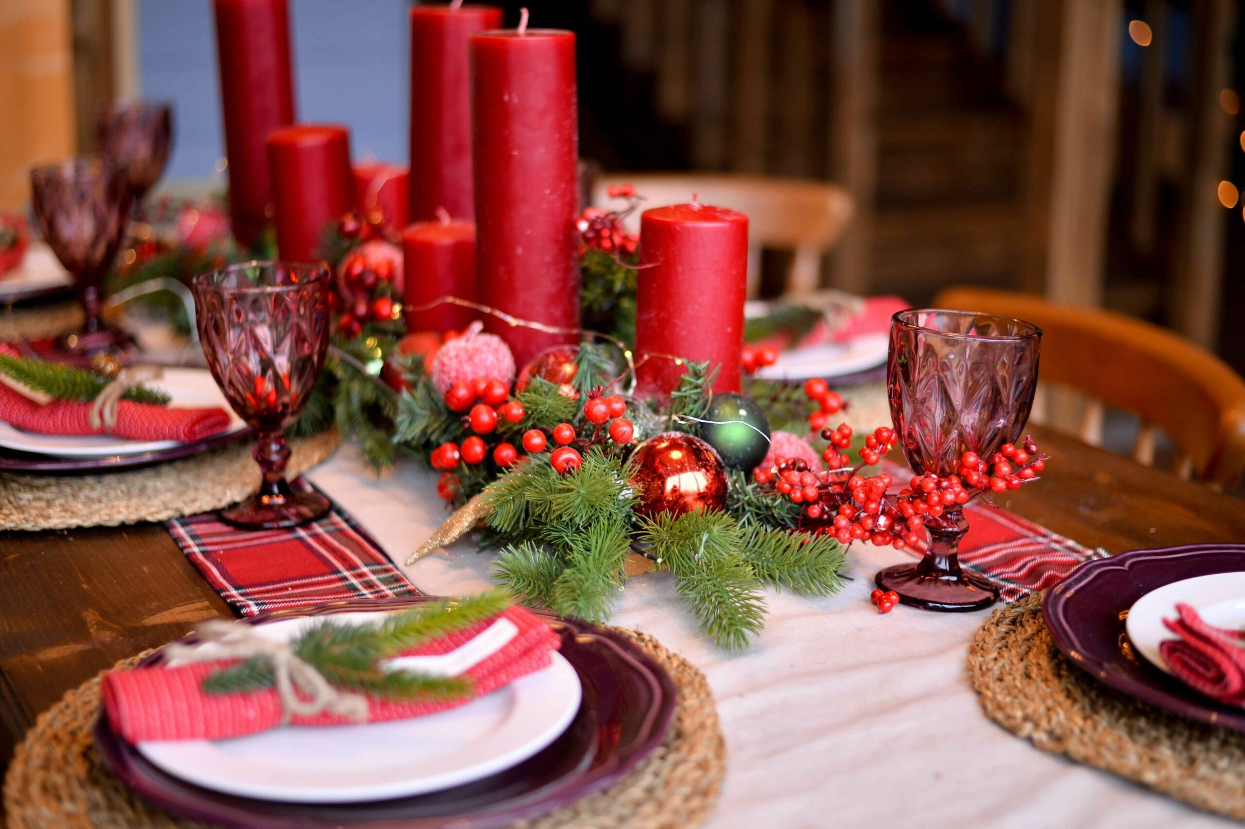 La Décoration de Table de Noël Gourmande 2024 : Un Régal pour les Yeux et les Papilles