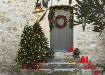 Comment décorer son entrée pour Noël ?