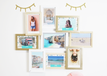Comment décorer un mur avec des cartes postales ?