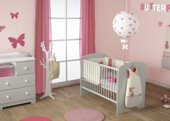 Comment décorer une chambre de bébé fille ?