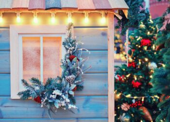 Comment décorer une fenêtre extérieur pour Noël ?