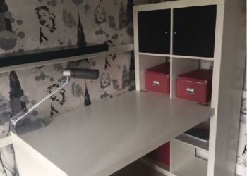 Comment demonter bureau Micke IKEA ?