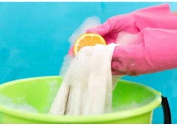 Comment détacher de l'urine ?