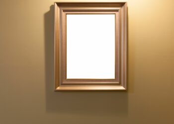 Comment éclairer un miroir ?