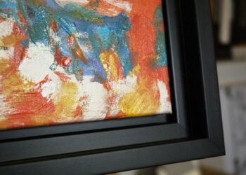 Comment encadrer un tableau moderne ?