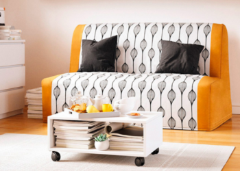 Comment enlever une tâche sur une housse de Clic-clac ?