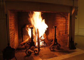 Comment estimer le prix d'une plaque de cheminée ?