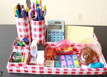 Comment fabriquer son organiseur de bureau ?