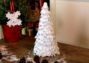Comment fabriquer un arbre de Noël avec des branches ?