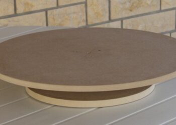 Comment fabriquer un plateau de table rond ?